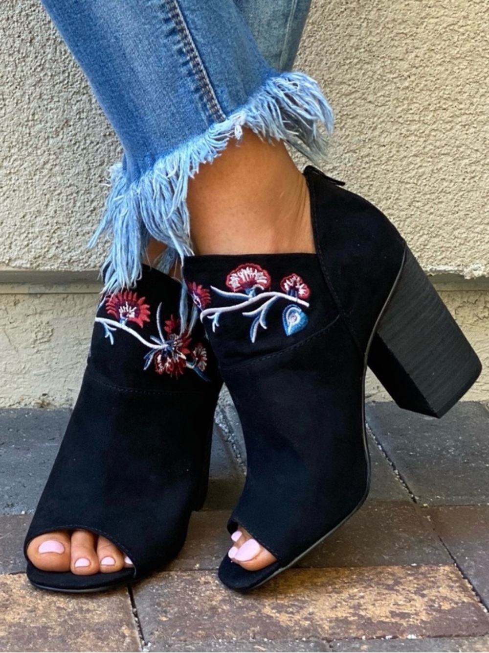 Carlos by Carlos Santana Black Faux Suede Floral Embroidered Peep-Toe Booties